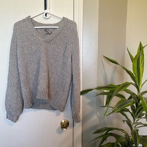 Michaels V neck sweater 💛